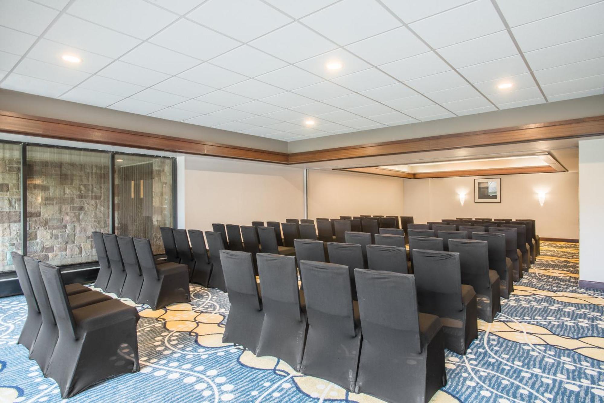 Crowne Plaza Princeton - Conference Center By Ihg מראה חיצוני תמונה