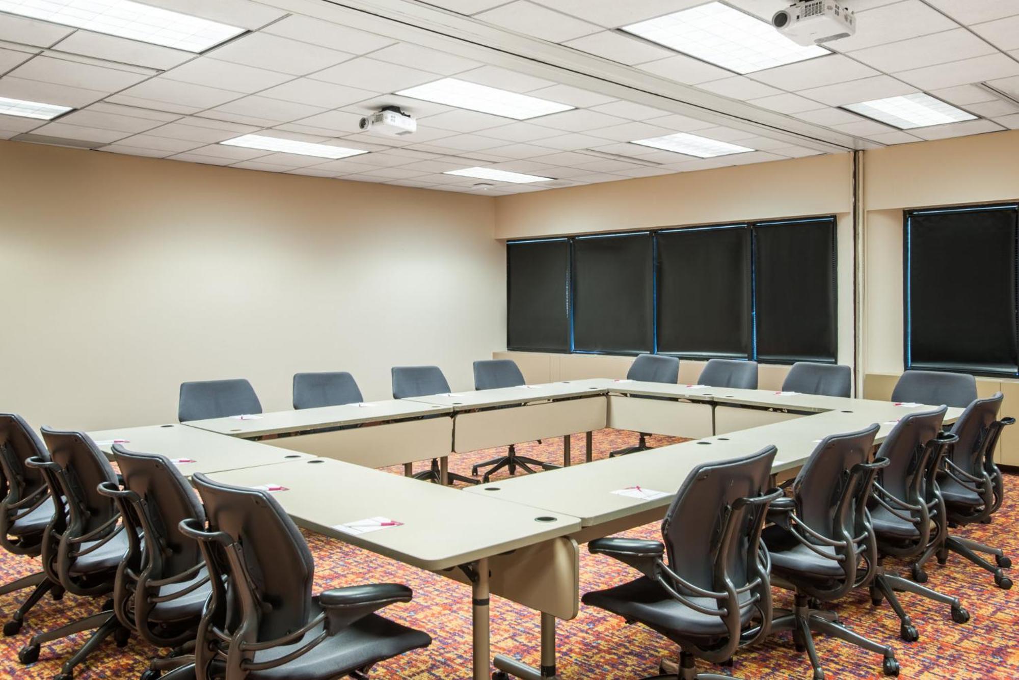 Crowne Plaza Princeton - Conference Center By Ihg מראה חיצוני תמונה