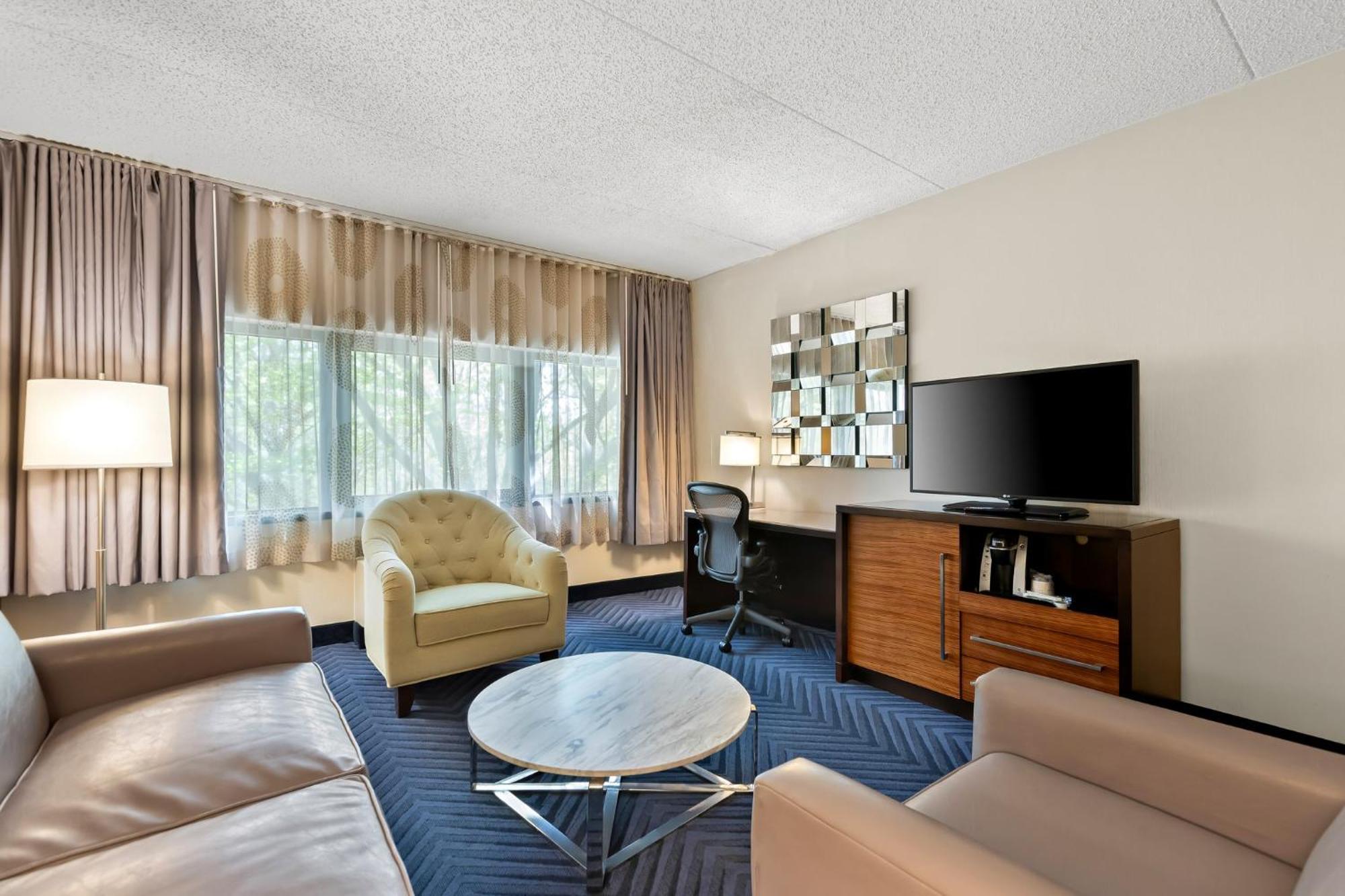 Crowne Plaza Princeton - Conference Center By Ihg מראה חיצוני תמונה